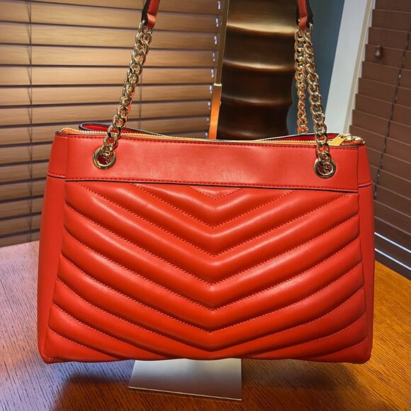NWT Michael Kors Whitney Quilted Tote in Orange with Gold Hardware w/dustbag - Picture 4 of 14